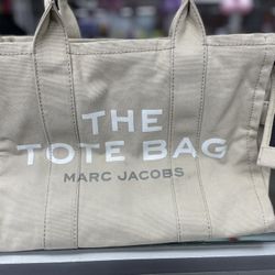 The Tote Bag 