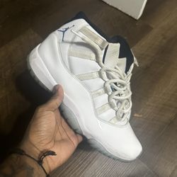 Jordan 11 “Legend Blue”