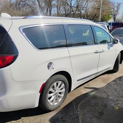 2018 Chrysler Pacifica