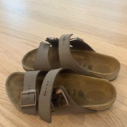 Girls Birkenstocks, Size 36