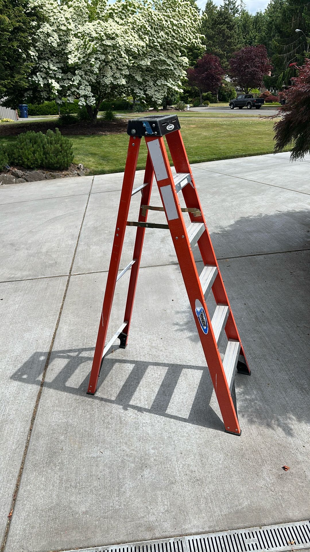 6’ Ladder