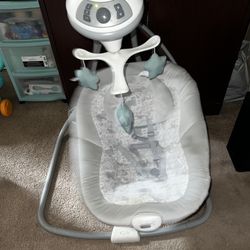 Graco Baby Swing 