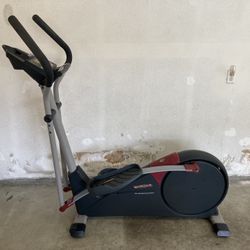 Free Pro Form 700 Cardio Cross Trainer Elliptical 