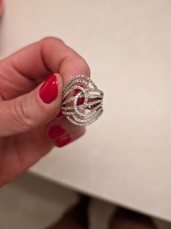 Wavy Diamond Ring