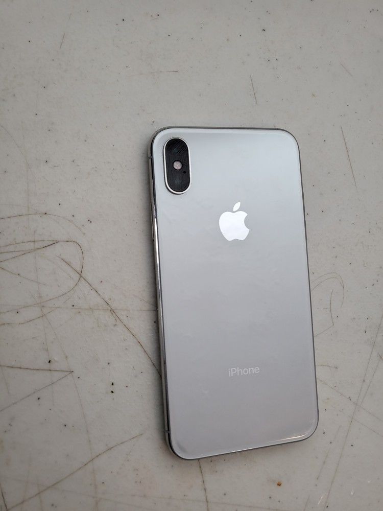 Apple iPhone X 64 GB UNLOCKED. COLOR WHITE. WORK VERY WELL.PERFECT CONDITION. 