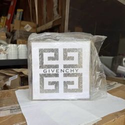 Givenchy Gentleman Eau De Parfum Spray 3.4 Oz Shower Gel 2.5 Oz Travel Spray 0.42 Oz