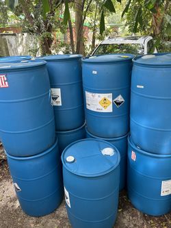 HEAVY DUTY PLASTIC 55 GALLON DRUMS $25 EACH DELIVERY AVAILABLE $$