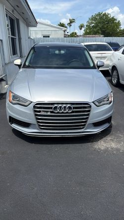 2015 AUDI A3 1.8 Millas 94,368