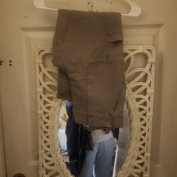 WOMEN'S SONOMA BRAND DARK TAN KHAKI CARGO STYLE PANTS (SIZE: 6)