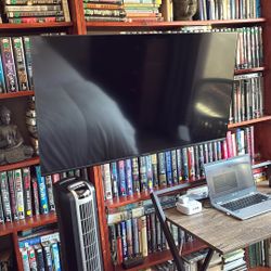 Toshiba 32in With Remote And New Amazon Fire Stick