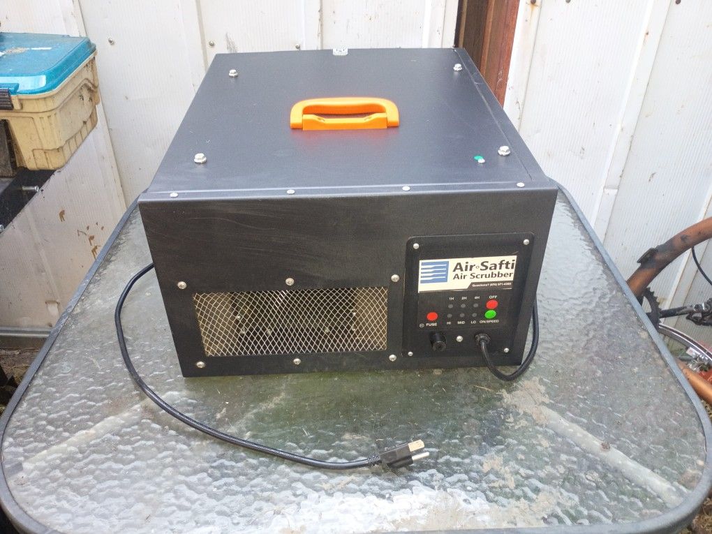 The Air Safti Air Scrubber Black