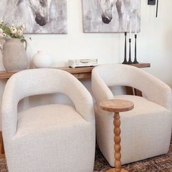 2 new designer accent chairs