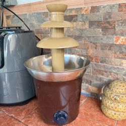 Sauce fountain
