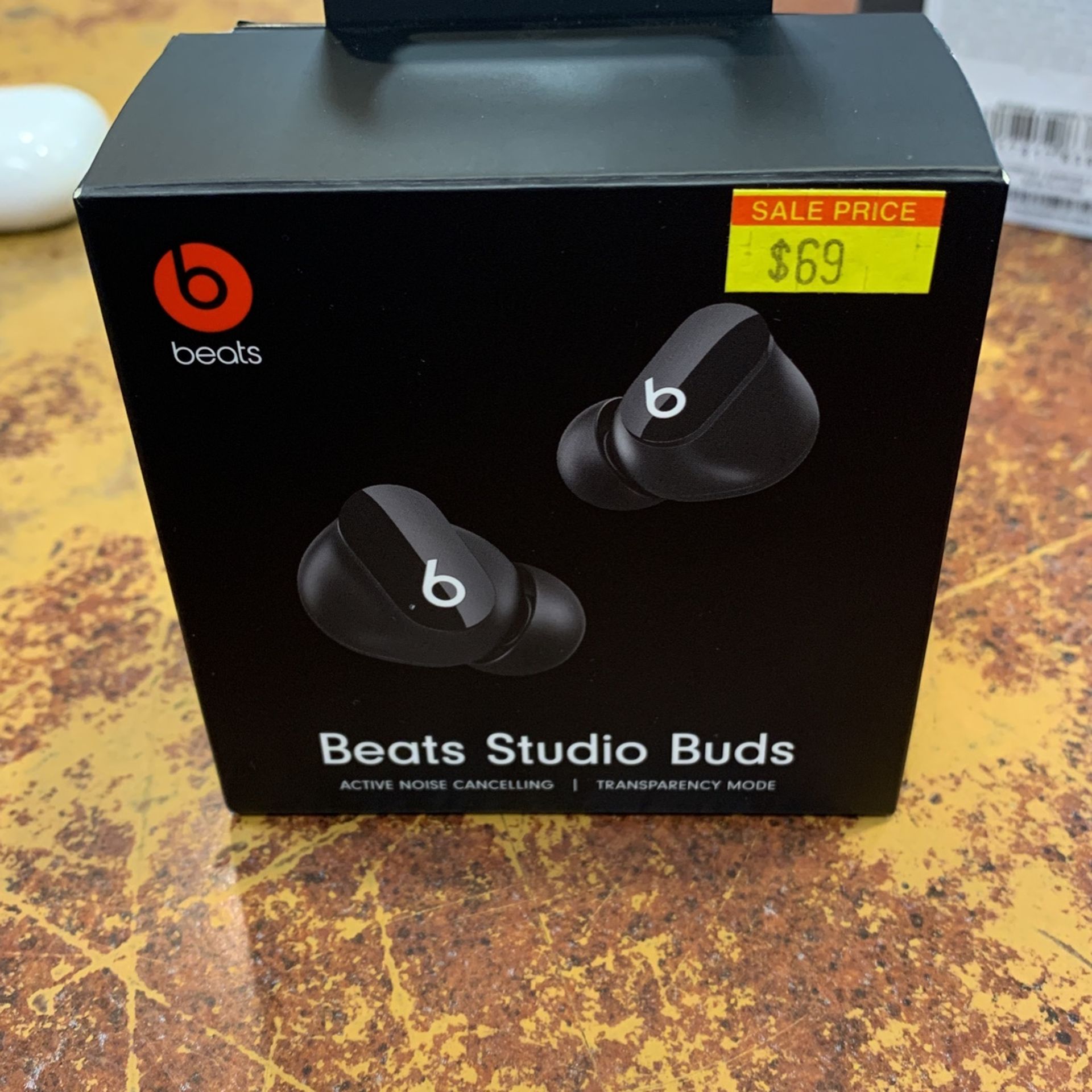 Beats Headphones Studio Buds