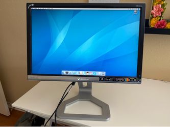 Gateway 24” Monitor LP2417 + DVI Cable