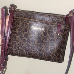 Calvin Klein cross body