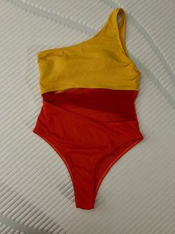 Women’s Bathing Suit