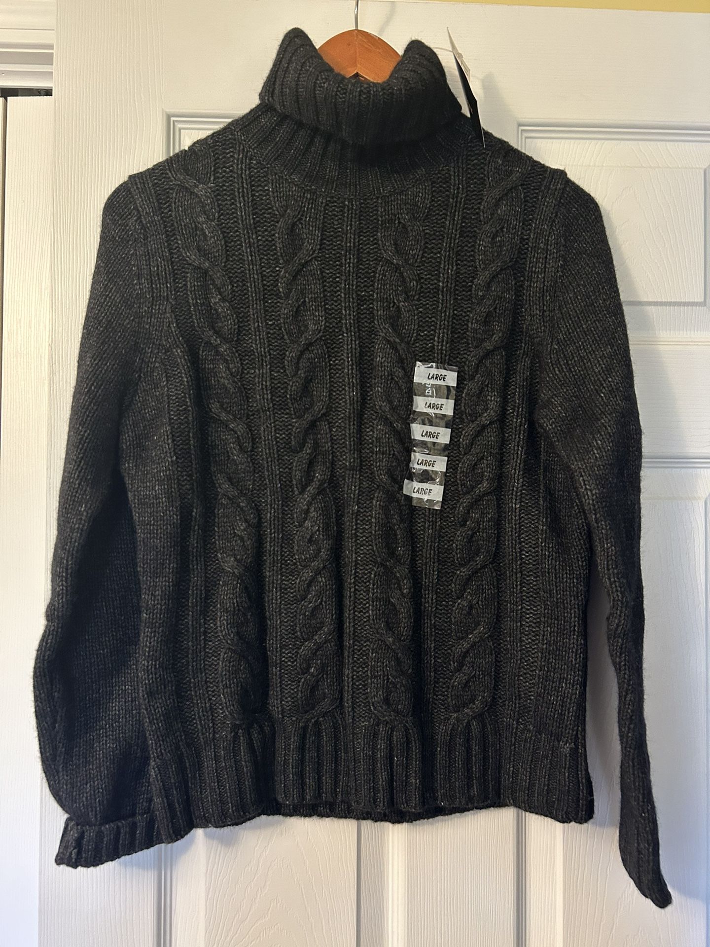 Jeanne Pierre Women’s Charcoal Sweater Large