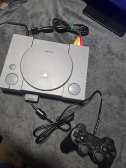 Playstation 1 with av cord and 1 controller