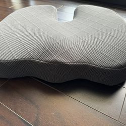 seat pillow for bus, car, office, or house 
