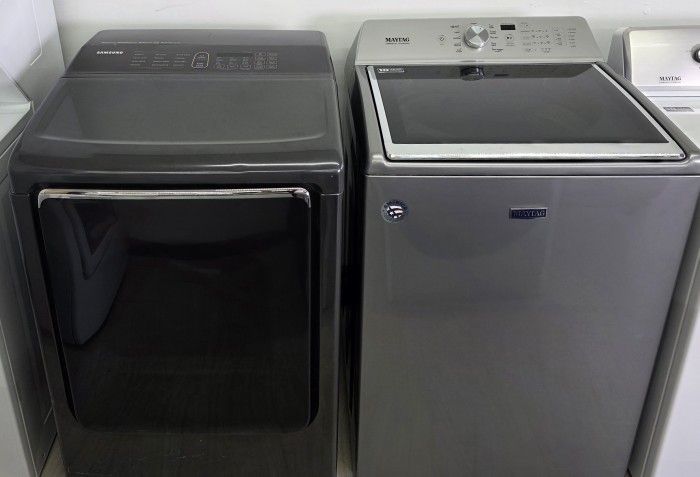 Maytag Washer & Samsung Dryer
(Dryer $265 & Washer $270 or Both $500)
Delivery & Warranty Available