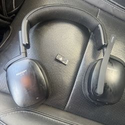 ROCCAT Syn Pro Air wireless/ Bluetooth RGB gaming headset