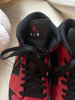 Air Jordan Sneakers Black and Red size 10