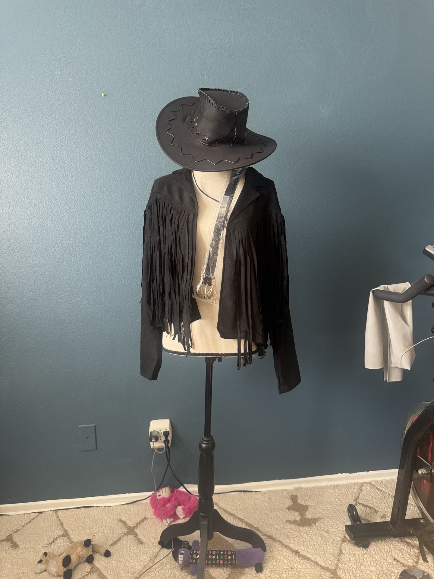 Black Fringe Jacket and Cowboy Hat - Medium 