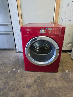fridgedaire front load heavy duty large capacity electric dryer.