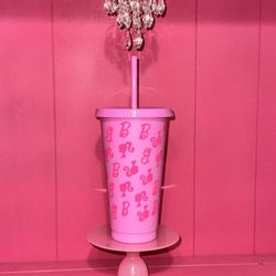 Barbie México Starbucks Colab