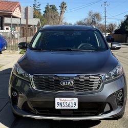 $11,(contact info removed) Kia Sorento 