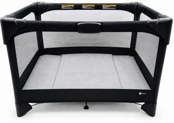 4moms Breeze Plus Portable Playard