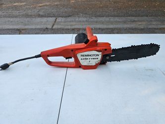 Vintage Remington limb n trim 8 electric chain saw ! Runs well ! No gas or fumes !