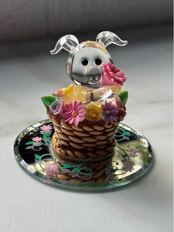 Glass Baron Pig Figurine Floral Decor Mirror Base “Sitting Pretty”