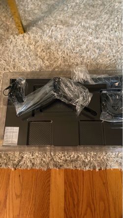 CRUA Curved Monitor
