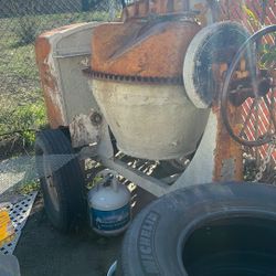 Old School Industrial 2-wheel Barrel Cement Mixer Make Offer