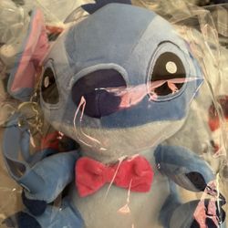 Stitch Plushie & Keychain 