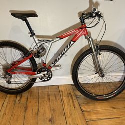 Specialized Stumpjumper FSR XC Mountain Bike