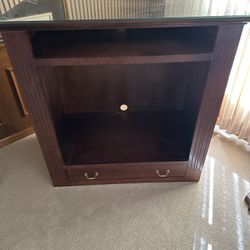 Solid Wood Corner Cabinet TV/Media