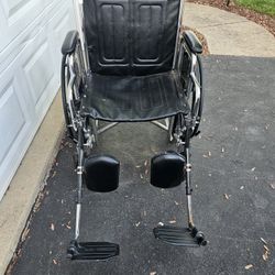 Heavy Duty Wheelchair 