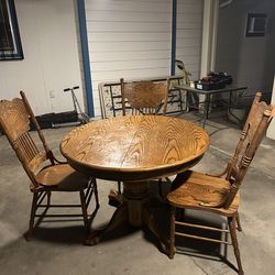 ~OAK DINING TABLE & CHAIRS~