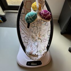 4moms Mamaroo Baby Swing