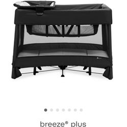 4moms Breeze Plus Playard