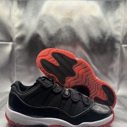 Air Jordan 11 low bred