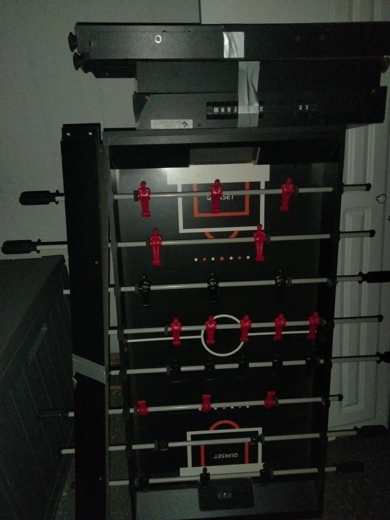 Pool table/Fooze Ball Table Combo