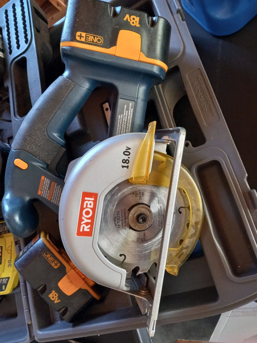 Ryobi Skill Saw And Light