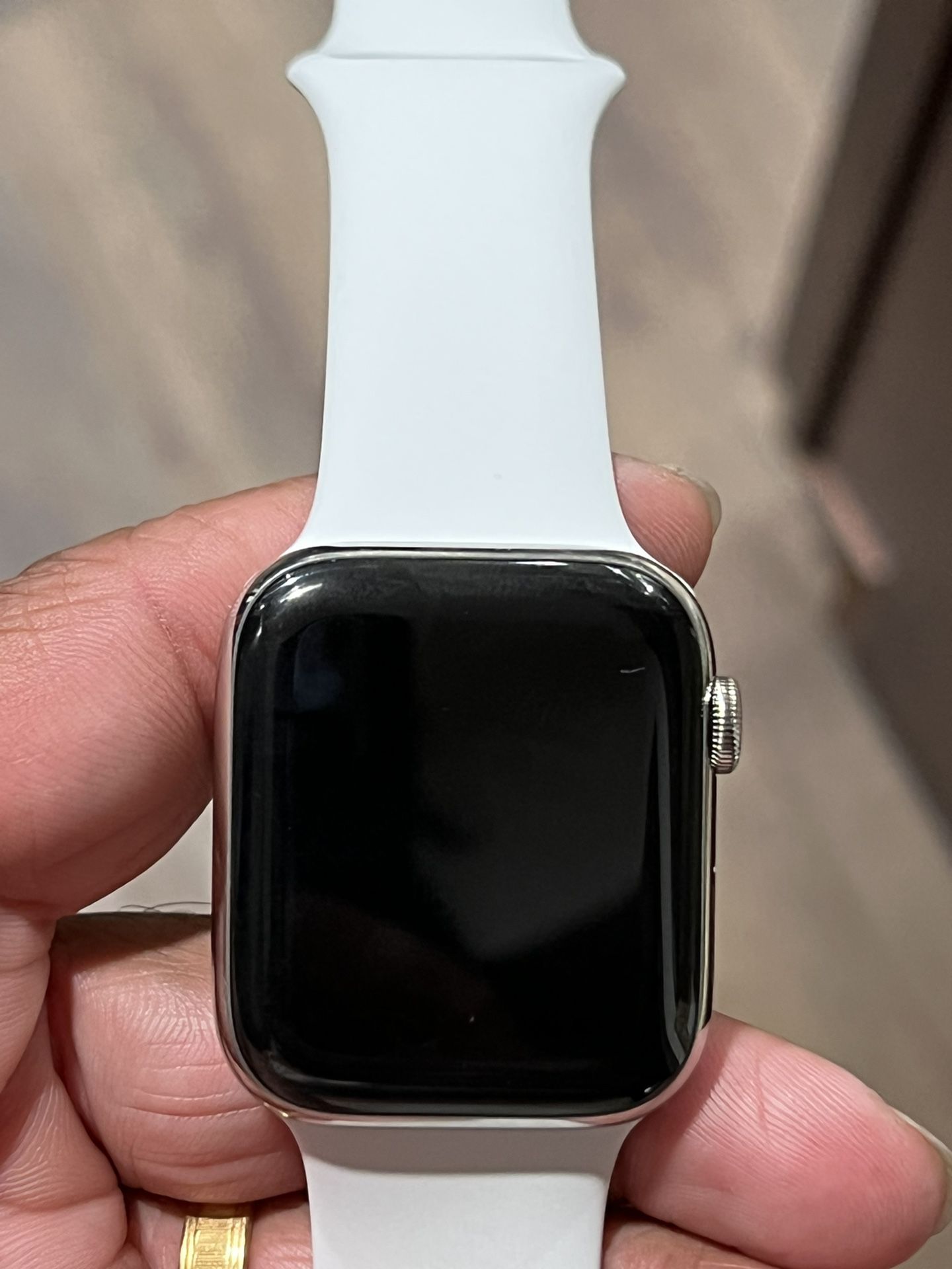 Apple iWatch Series 6 44mm Stainless Steel+ Cellular 
