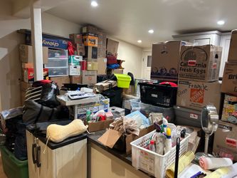 Moving sale , everything must go