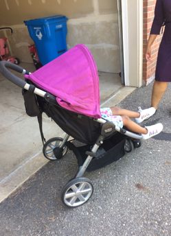 Britax jogger stroller