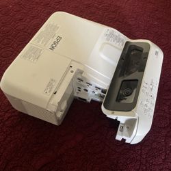 Epson Projector 